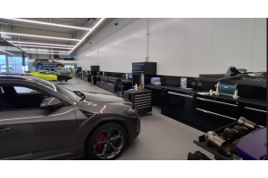 Pon Luxury Cars Leusden